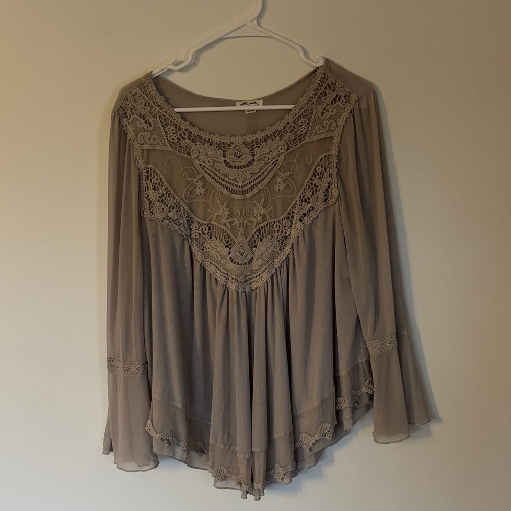 Elegant Lace Trim Blouse - Gray size large women’s